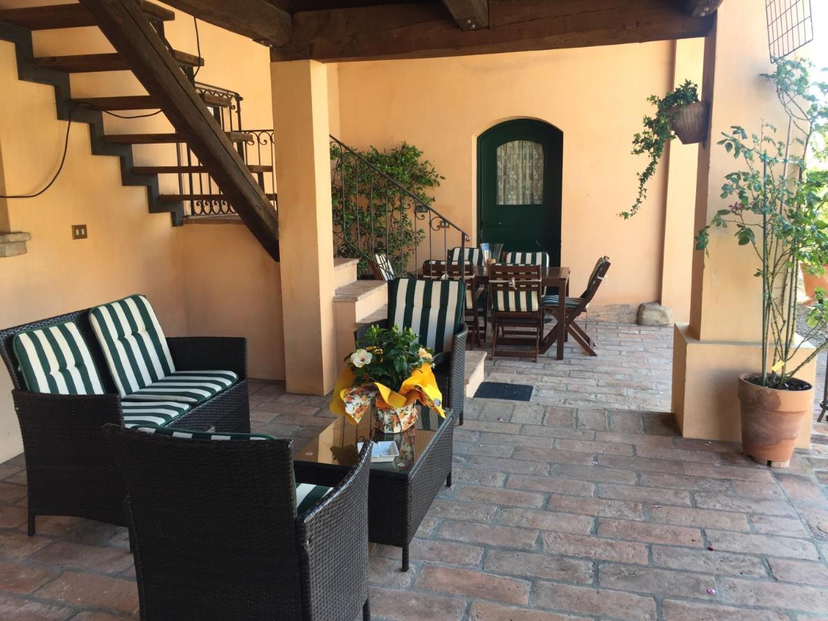 Agriturismo Corte Bebbi Bibbiano  Ngoại thất bức ảnh