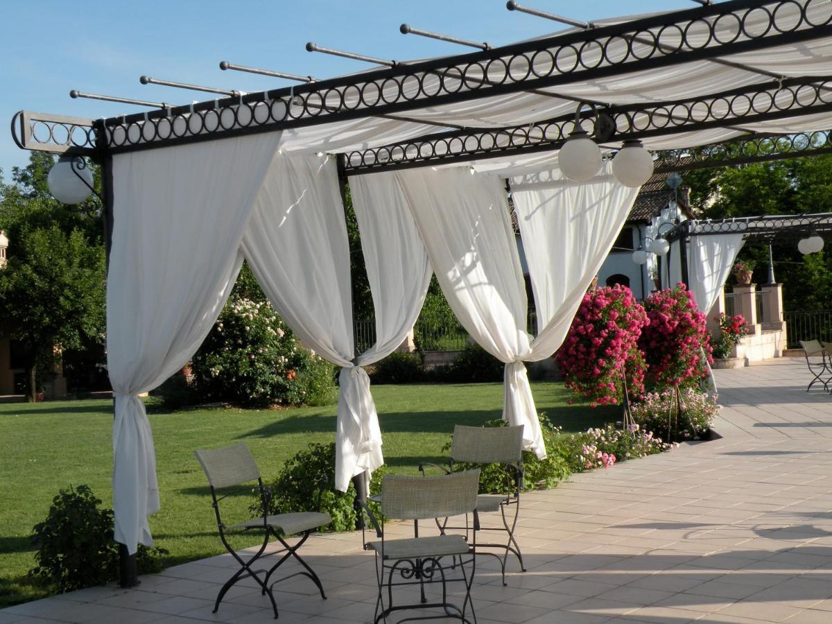 Agriturismo Corte Bebbi Bibbiano  Ngoại thất bức ảnh